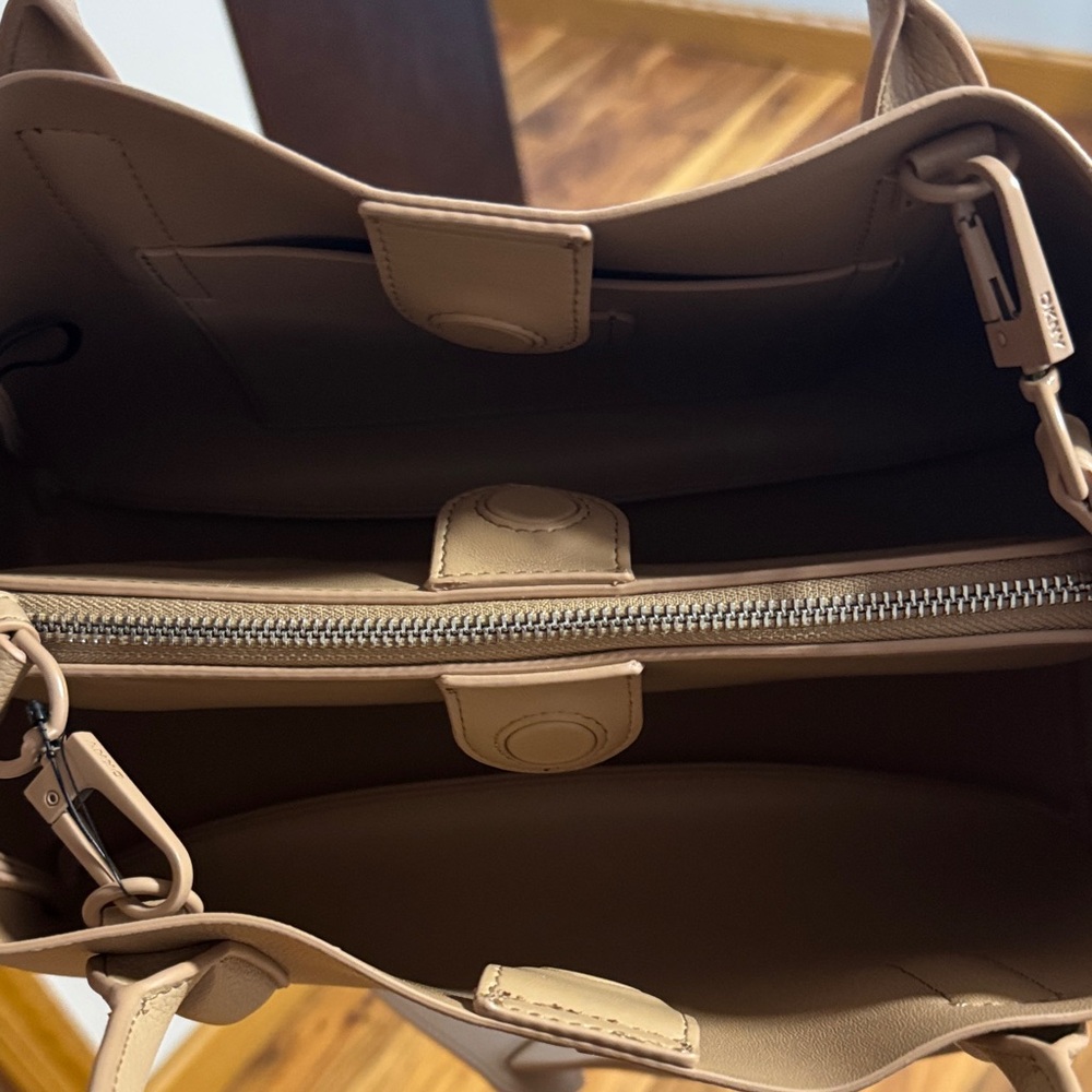 DKNY Beige Satchel Bag BRAND NEW! - Picture 2 of 2